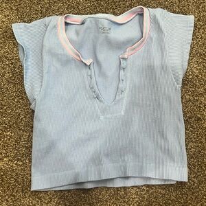 urban outfitters go for gold crop top